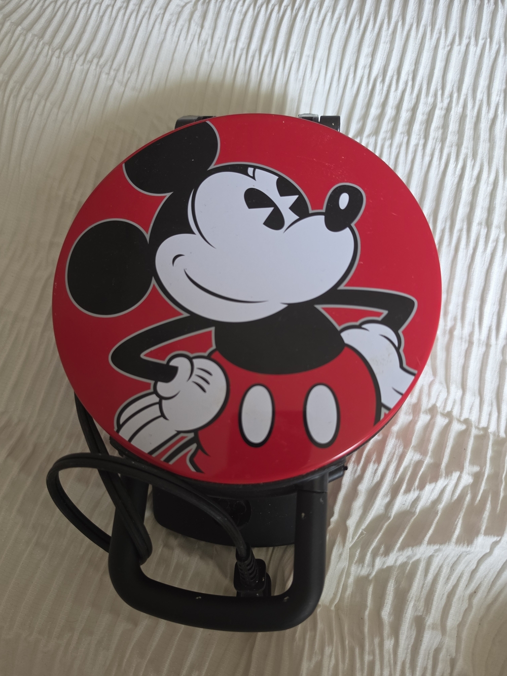 Mickey Mouse Red Round Waffle Maker Good Working Condition